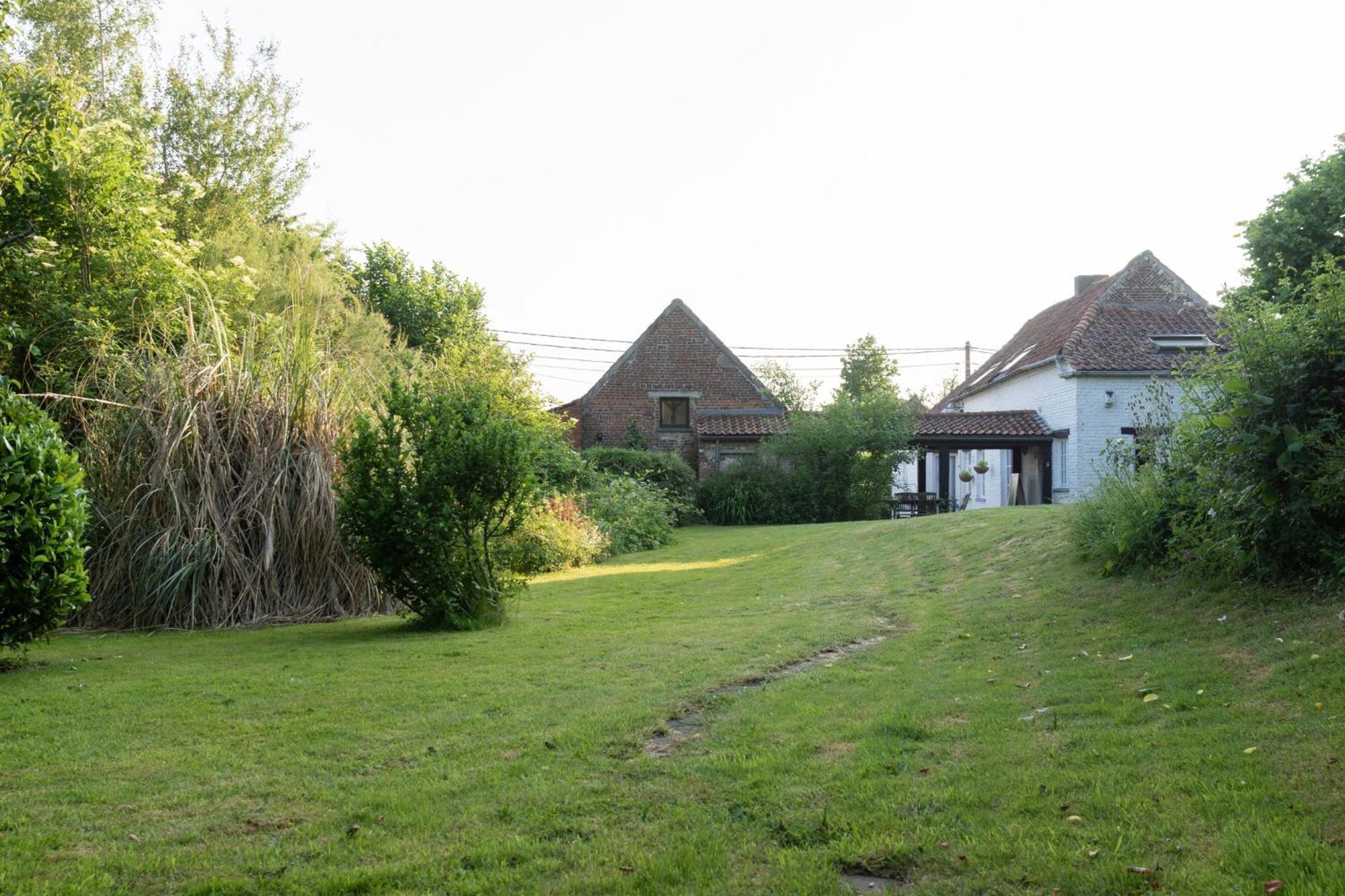 La Bergerie Chambre D'Hotes Leuze-en-Hainaut Extérieur photo